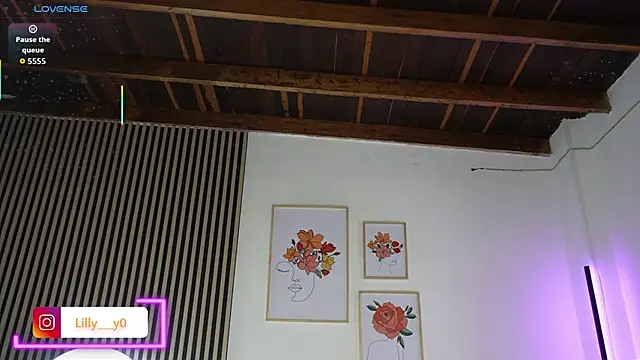 LillyDolls23 online show from October 21, 2025, 12:50 pm