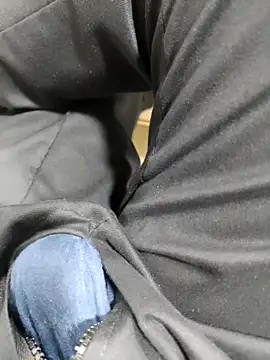 Snapshot of Mr_Perfect_Man chatting on October 10, 2025, 7:18 am Mr Perfect Man online show from October 10, 2025, 7:18 am