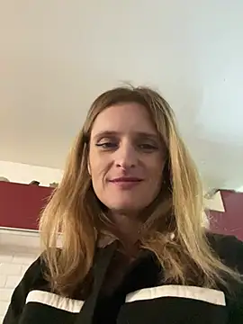 Snapshot of Katerina177 chatting on December 14, 2024, 7:14 pm Katerina177 online show from December 14, 2024, 7:14 pm