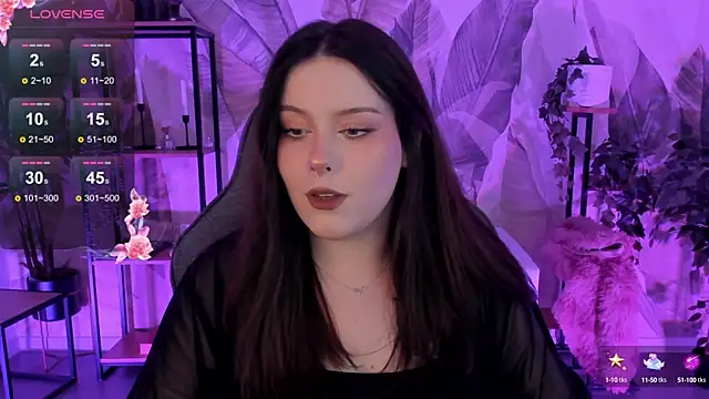 CoralineKeyns online show from September 21, 2025, 5:20 am