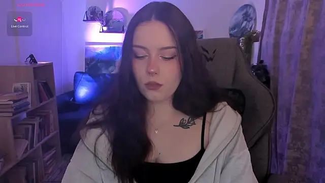 CoralineKeyns online show from February 26, 2026, 5:39 am