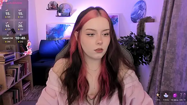 CoralineKeyns online show from April 4, 2026, 2:43 am