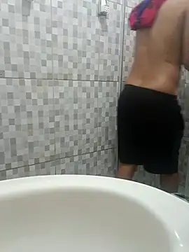 Nicolaskribeiro online show from November 10, 2025, 11:09 am