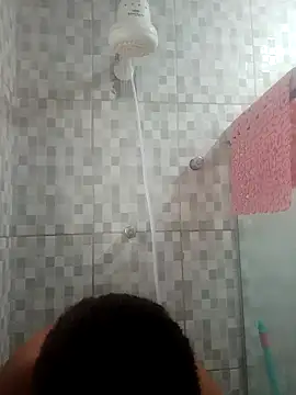 Nicolaskribeiro online show from April 5, 2026, 2:03 pm