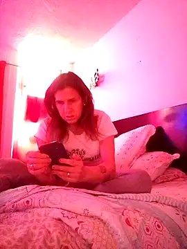 Cameron puppy online show from September 13, 2025, 3:45 pm