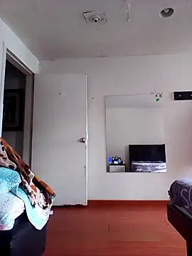 Cameron puppy online show from September 19, 2025, 7:25 pm