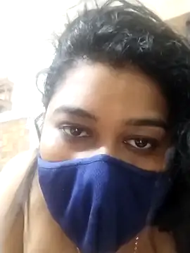 indianlisa5 online show from September 12, 2025, 10:32 pm