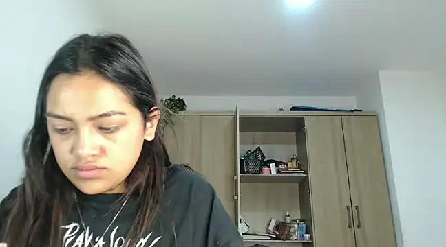 fairylatin222 online show from January 22, 2025, 10:07 am