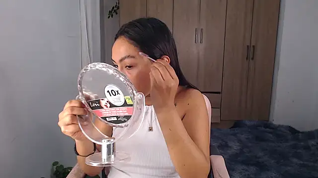 fairylatin222 online show from March 6, 2025, 9:14 am