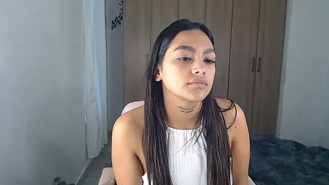 fairylatin222 online show from March 6, 2025, 10:36 pm