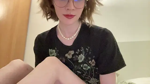 Snapshot of ms_christiana chatting on May 25, 2026, 9:21 pm ms christiana online show from May 25, 2026, 9:21 pm