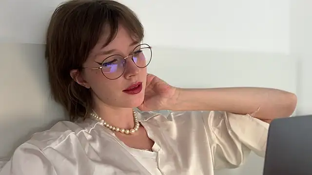 Snapshot of ms_christiana chatting on July 24, 2026, 3:32 pm ms christiana online show from July 24, 2026, 3:32 pm