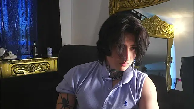 Snapshot of dantecoppolaa_ chatting on January 17, 2025, 4:26 pm dantecoppolaa online show from January 17, 2025, 4:26 pm