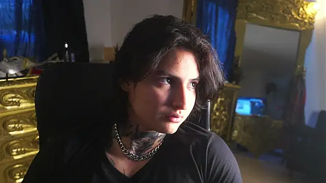 Snapshot of dantecoppolaa_ chatting on January 23, 2025, 3:43 pm dantecoppolaa online show from January 23, 2025, 3:43 pm