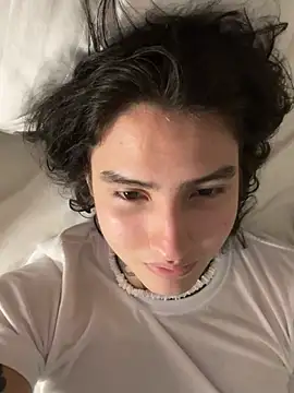 Snapshot of dantecoppolaa_ chatting on January 26, 2025, 4:30 pm dantecoppolaa online show from January 26, 2025, 4:30 pm