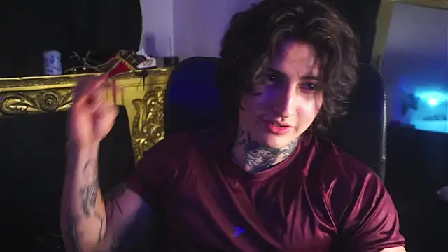 Snapshot of dantecoppolaa_ chatting on February 18, 2025, 12:04 am dantecoppolaa online show from February 18, 2025, 12:04 am