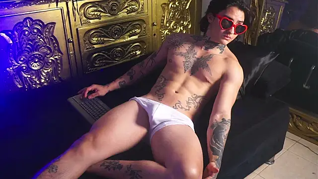 Snapshot of dantecoppolaa_ chatting on February 23, 2025, 10:31 pm dantecoppolaa online show from February 23, 2025, 10:31 pm