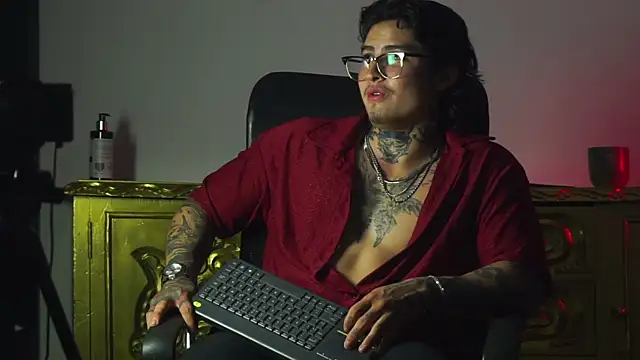 Snapshot of dantecoppolaa_ chatting on September 10, 2025, 11:05 pm dantecoppolaa online show from September 10, 2025, 11:05 pm