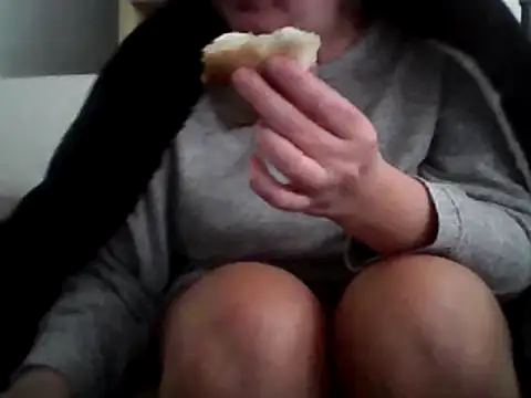 DragoneSFR online show from February 26, 2025, 4:24 pm