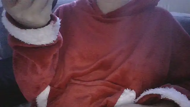 Snapshot of DragoneSFR chatting on January 14, 2026, 4:12 pm DragoneSFR online show from January 14, 2026, 4:12 pm