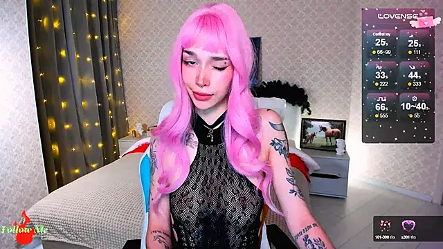 Snapshot of LeylaNoiry chatting on January 22, 2025, 3:07 pm LeylaNoiry online show from January 22, 2025, 3:07 pm