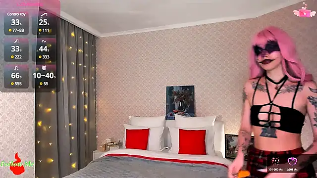 Snapshot of LeylaNoiry chatting on February 8, 2025, 6:01 pm LeylaNoiry online show from February 8, 2025, 6:01 pm