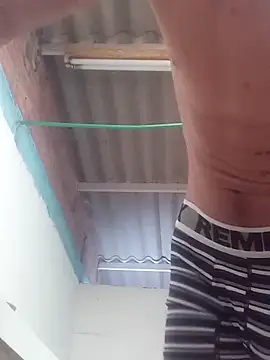 mailo bronw online show from April 6, 2026, 7:04 pm