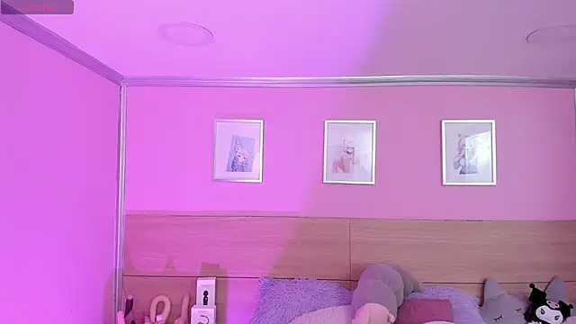 Sachi Meow online show from March 12, 2025, 4:24 pm