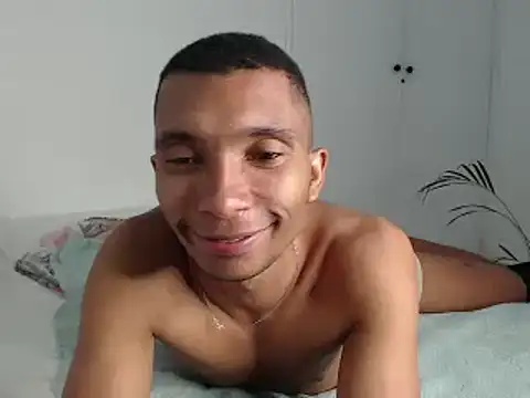 Aaronblack1  online show from February 16, 2025, 2:09 am