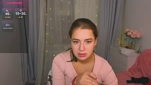 LovelyJessie online show from March 14, 2025, 1:57 pm