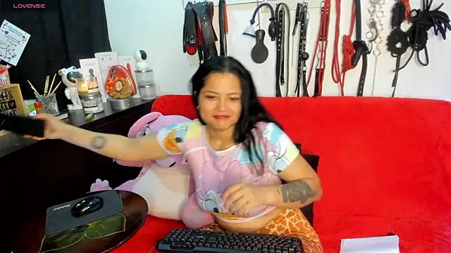 scarlet-kennedy98 online show from March 3, 2025, 12:48 am