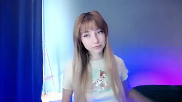 LuciaYoung online show from March 12, 2025, 1:19 pm