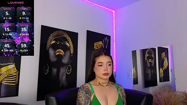 Snapshot of _brenna_hanson chatting on February 26, 2025, 7:27 pm brenna hanson online show from February 26, 2025, 7:27 pm