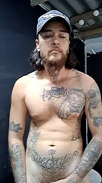 Snapshot of raymon616 chatting on October 13, 2025, 2:39 pm raymon616 online show from October 13, 2025, 2:39 pm