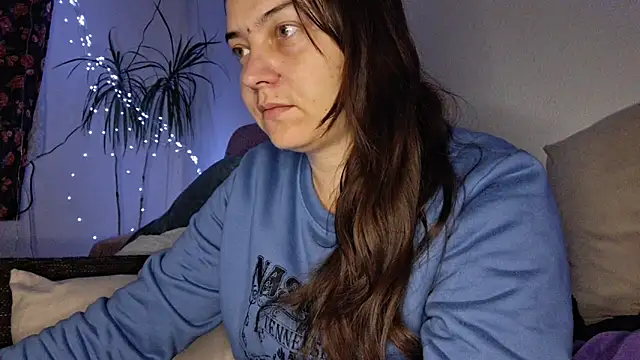 Cyndee Winter online show from November 7, 2025, 4:40 pm