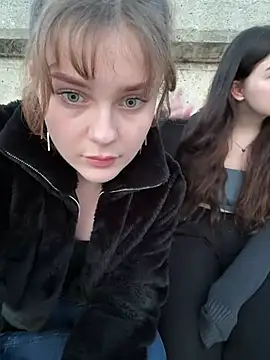 Snapshot of MaribelRiver chatting on March 20, 2025, 6:09 pm MaribelRiver online show from March 20, 2025, 6:09 pm