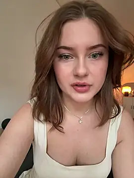 Snapshot of MaribelRiver chatting on January 9, 2026, 1:58 pm MaribelRiver online show from January 9, 2026, 1:58 pm