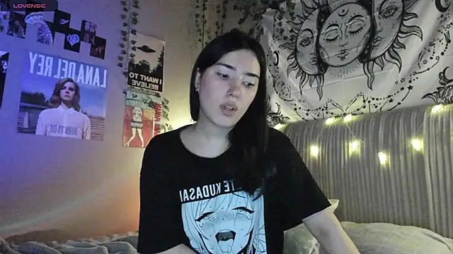 Snapshot of Anisawithlove chatting on February 12, 2025, 5:15 am Anisawithlove online show from February 12, 2025, 5:15 am