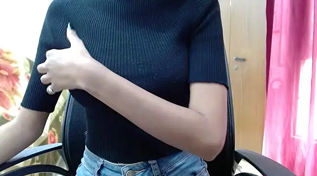 sexy ishu online show from February 18, 2025, 8:49 am