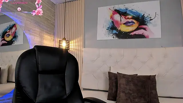 Snapshot of emma__smith1 chatting on September 22, 2025, 12:29 pm emma smith1 online show from September 22, 2025, 12:29 pm