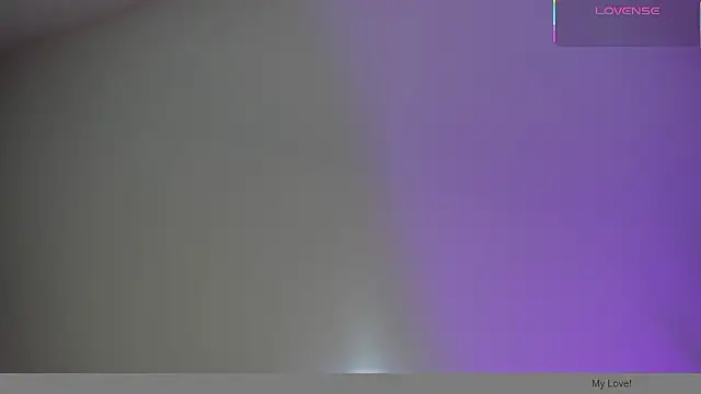 Snapshot of emma__smith1 chatting on January 7, 2026, 11:01 am emma smith1 online show from January 7, 2026, 11:01 am