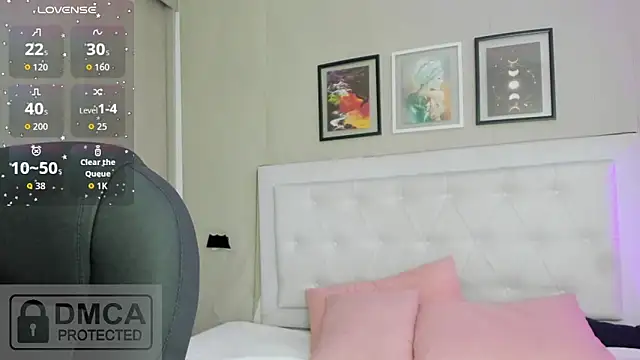 emma  smith1 online show from March 18, 2026, 11:46 am