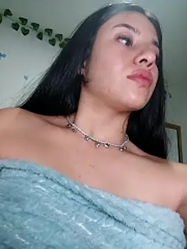 tara20  online show from January 3, 2025, 7:27 am