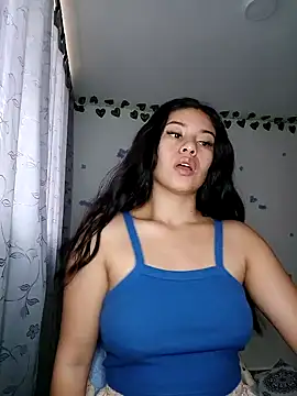 tara20  online show from January 26, 2025, 8:45 pm