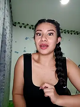 tara20  online show from February 5, 2025, 12:10 am