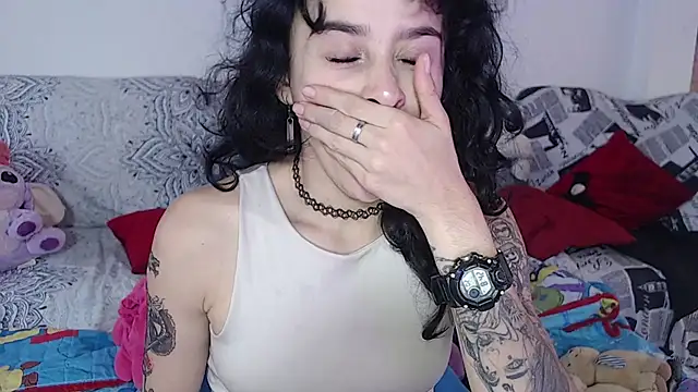 Snapshot of kitty22_ chatting on January 8, 2025, 1:41 pm kitty22 online show from January 8, 2025, 1:41 pm