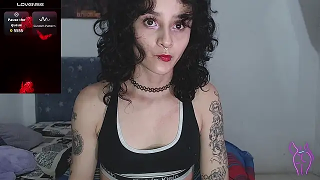 Snapshot of kitty22_ chatting on March 3, 2025, 2:48 pm kitty22 online show from March 3, 2025, 2:48 pm