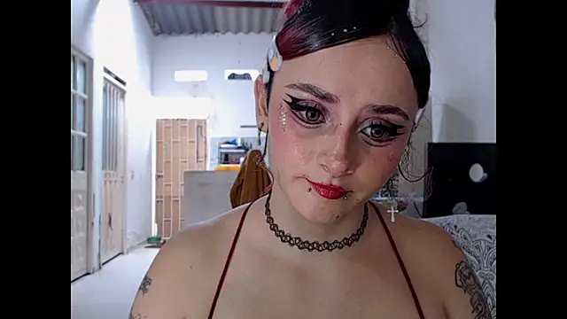 Snapshot of kitty22_ chatting on April 18, 2026, 7:07 pm kitty22 online show from April 18, 2026, 7:07 pm