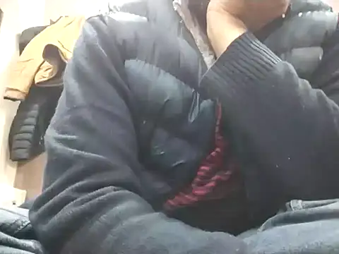 Snapshot of lund_lol chatting on January 24, 2025, 6:46 am lund lol online show from January 24, 2025, 6:46 am