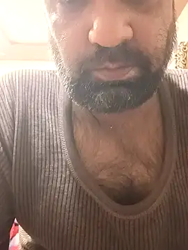 Snapshot of lund_lol chatting on February 10, 2025, 5:30 pm lund lol online show from February 10, 2025, 5:30 pm